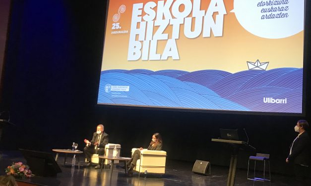 Jornadas sobre normalización del euskera “Eskola Hiztun bila”.